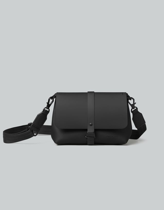 Spl&auml;sh Crossbody Bag 典雅黑