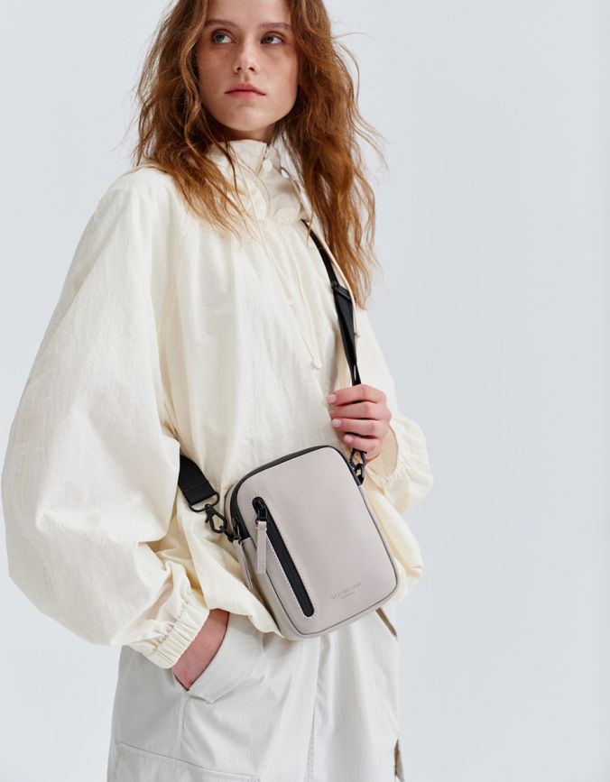 D&auml;sh Verti Crossbody 浅灰褐