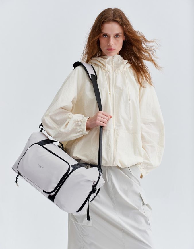 Lightweight Packable Duffel Bag 浅灰褐