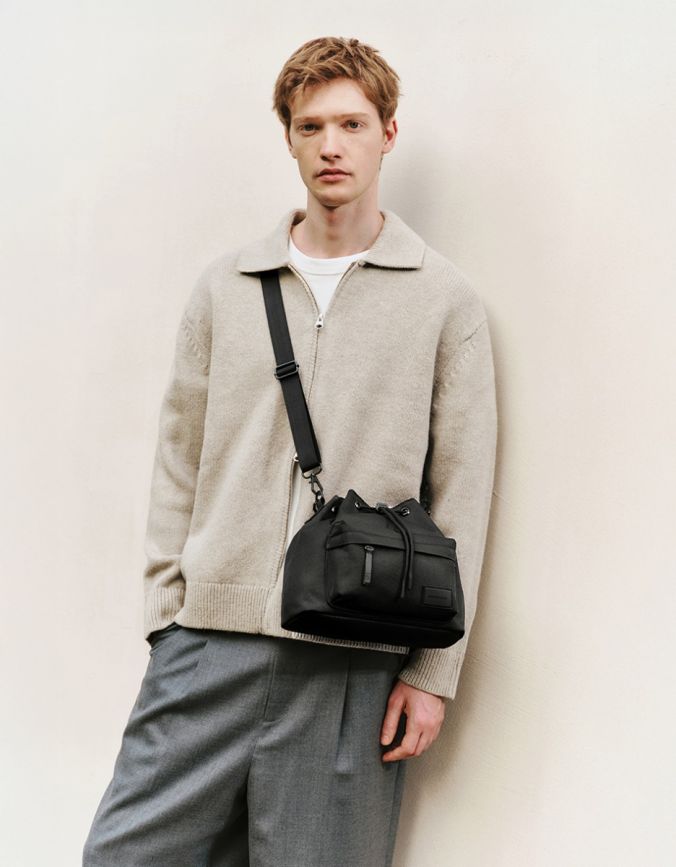 Spl&auml;sh Bucket Crossbody -  Weave 典雅黑