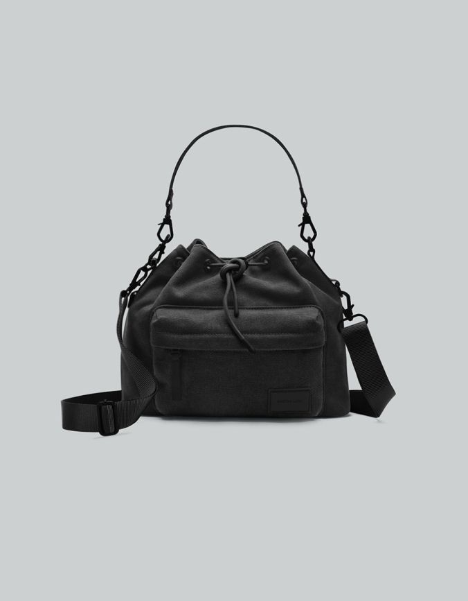 Spläsh Bucket Crossbody -  Weave 典雅黑