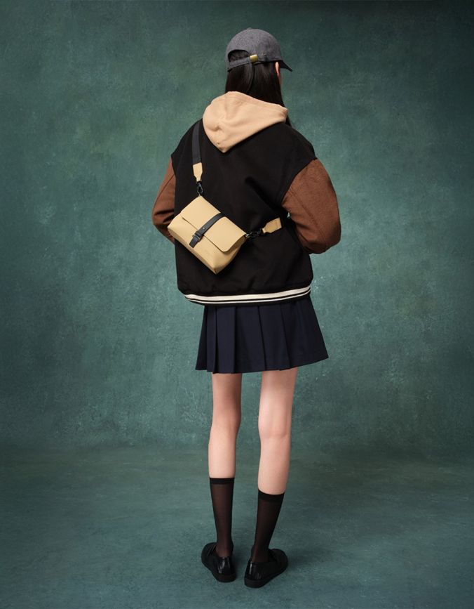 Spl&auml;sh Crossbody Bag 拿铁色