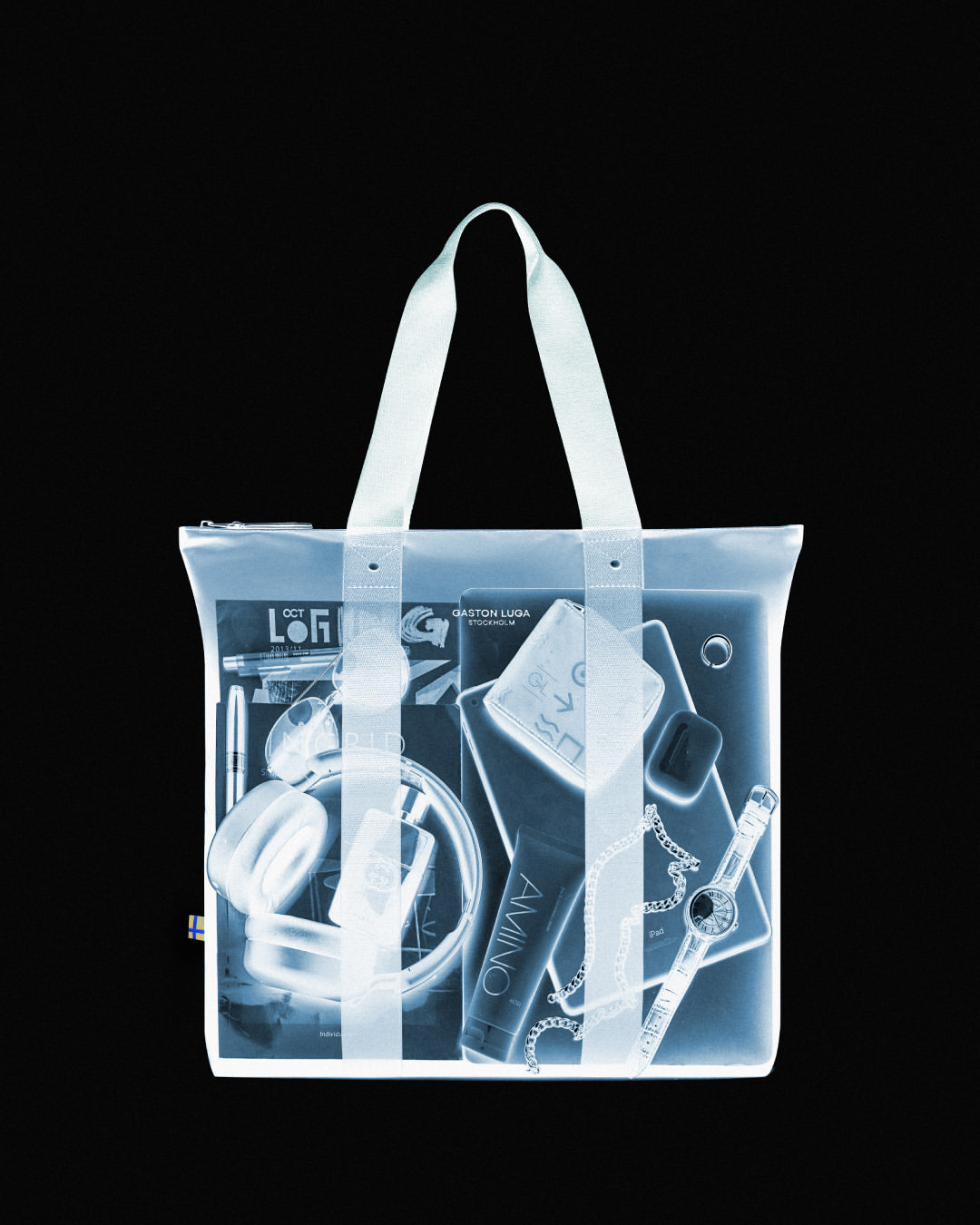 ⁠Here&rsquo;s to a new year of functionality and style! The D&auml;sh Totes spacious design ensures youre ready for whatever 2025 brings.⁠⁠#gastonluga